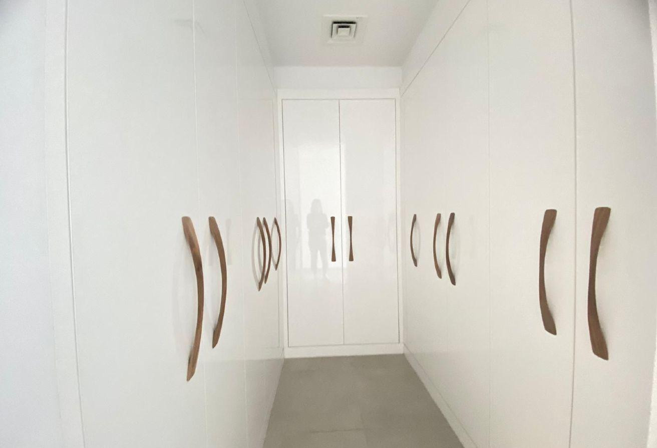 PRIME WATERFRONT LIVING | STYLISH STUDIO APT - Studio Apartment in Viva Bahriya