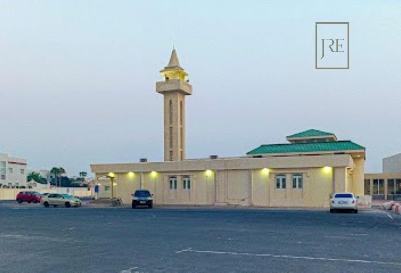 Residential Land 555 SQ in Muraikh – Qataris Only - Land in AlMuraikh