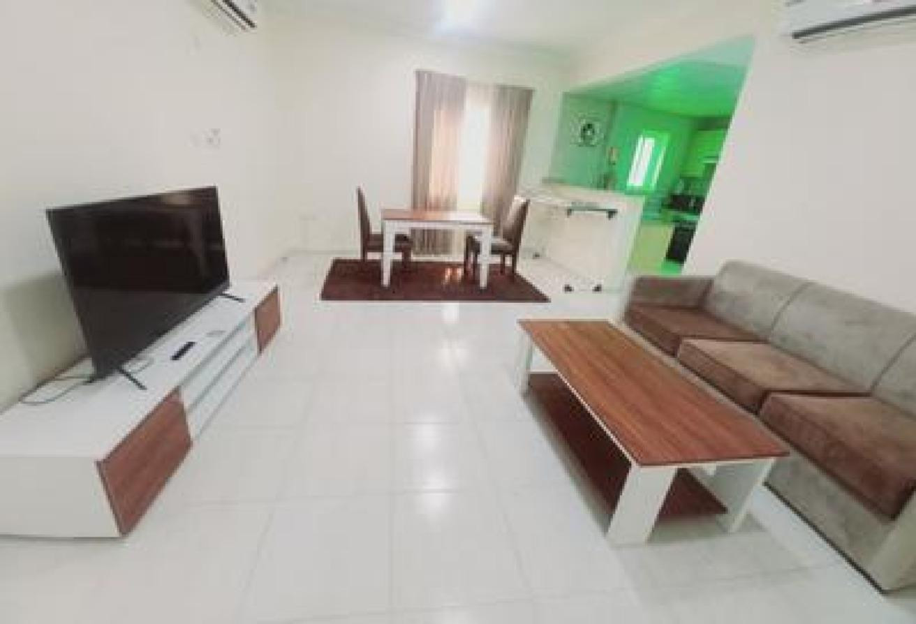 3BHK FURNISHED FRONT OF METEO LINK