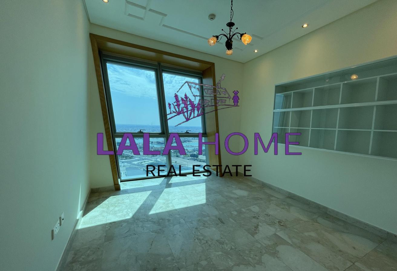 Great Offer 2BR SF unit with Sea and West Bay View