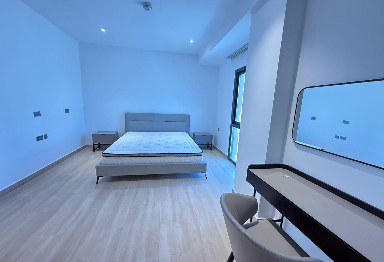 Modern 1BR Flat with City View