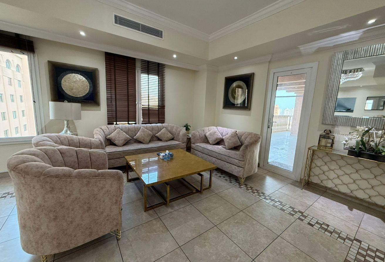 Spacious 3BR + Maid with Full Marina View | Pearl - Apartment in East Porto Drive