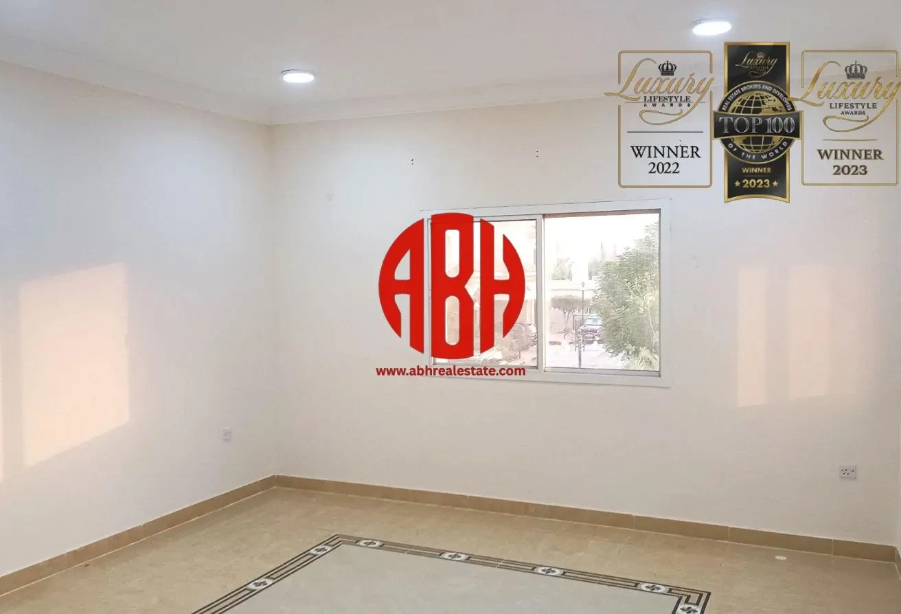 1 MONTH FREE | MODERN 4BDR VILLA | PRIME AMENITIES - Compound Villa in Street 870