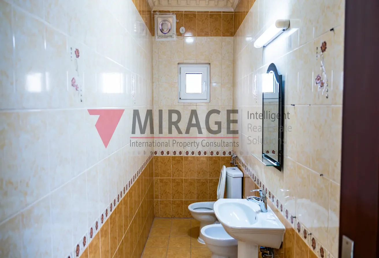 6 Bedroom semi-furnished villa near Al Khor - Villa in Al Khor