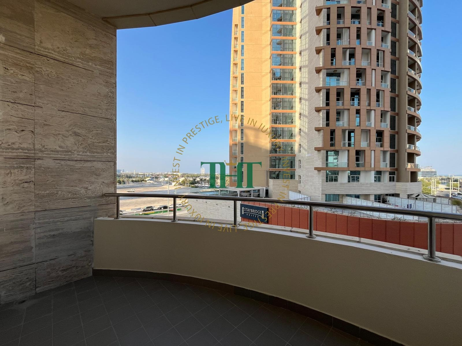 Stunning | 2BHK | SF | Including Bills | Balcony - Apartment in Marina District