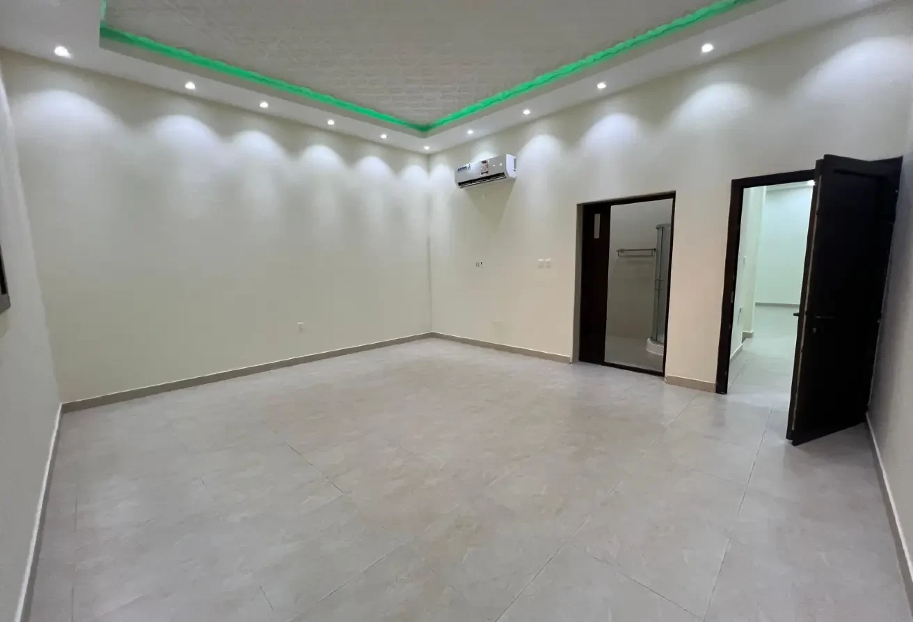 Huge Wonderfull 7Bed Villa / Umm Garn / Eskan Only - Villa in Umm Qarn