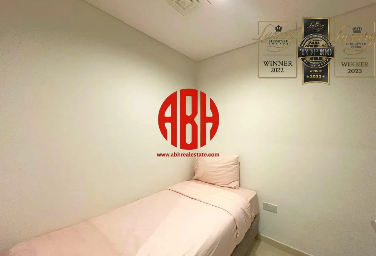 BILLS FREE | LUXURY 2BR+MAID+BALCONY | MARINA VIEW - Apartment in Viva East
