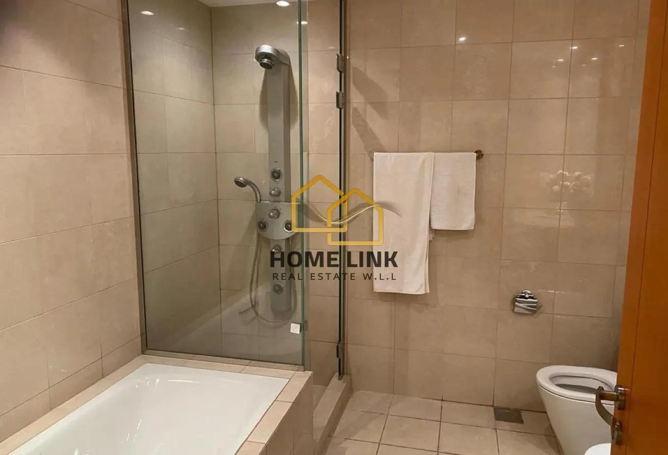 DIRECT SEA VIEW |STUNING 2BR APARTMENT | THE PEARL - Apartment in Viva West