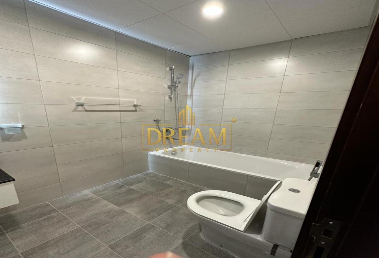 Balcony| Modern 1 BHK| FF| In Fox Hills Lusail