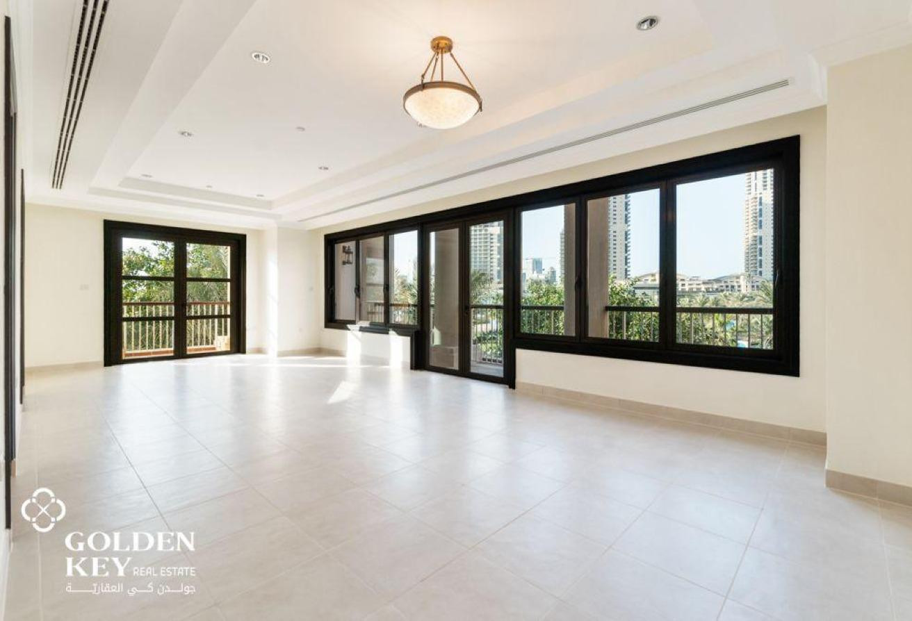 NO COMMISSION| Large Balcony| 25% Corporate Disc. - Apartment in East Porto Drive