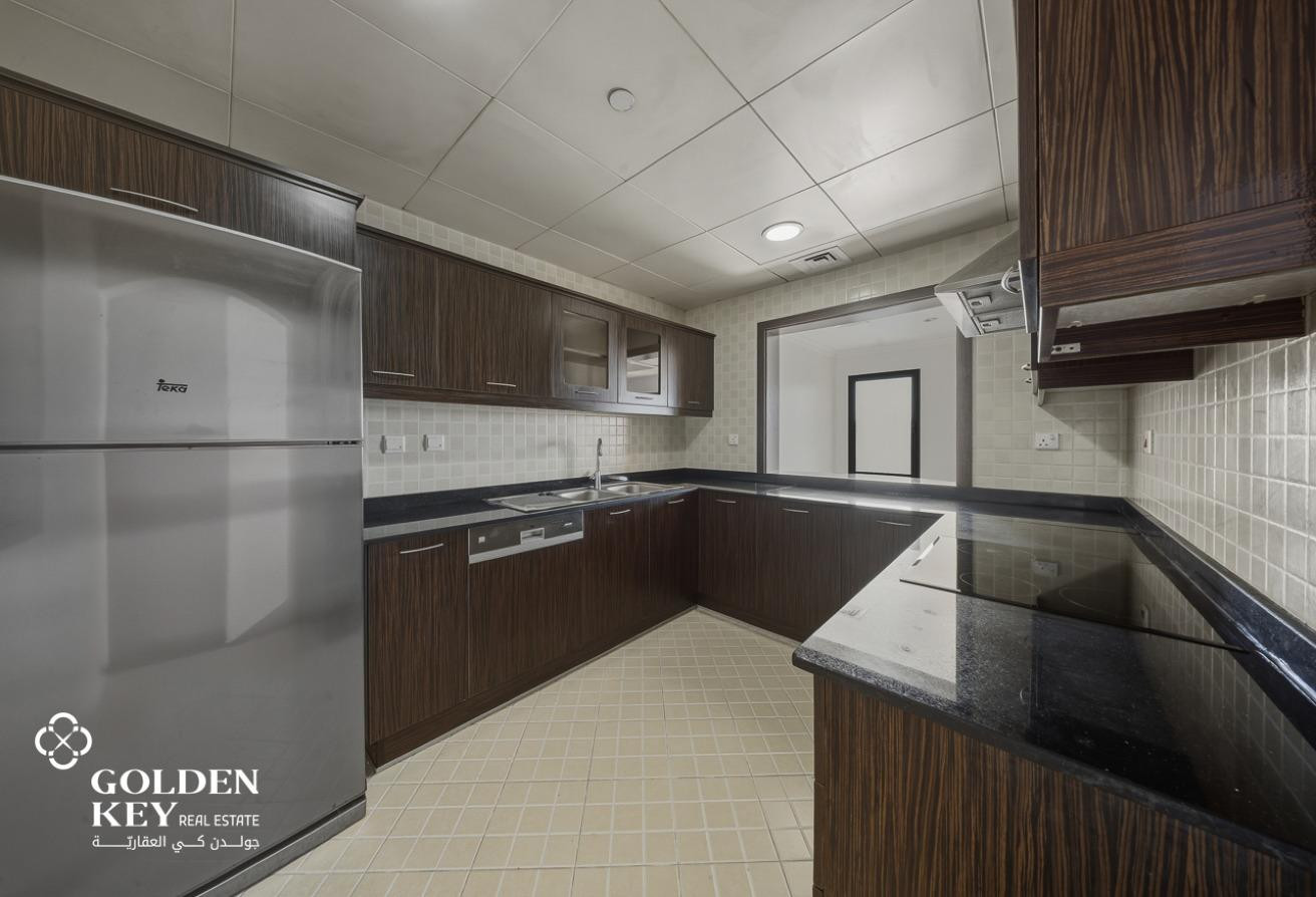 Marina View | Semi-Furnished | Open Layout - Apartment in West Porto Drive