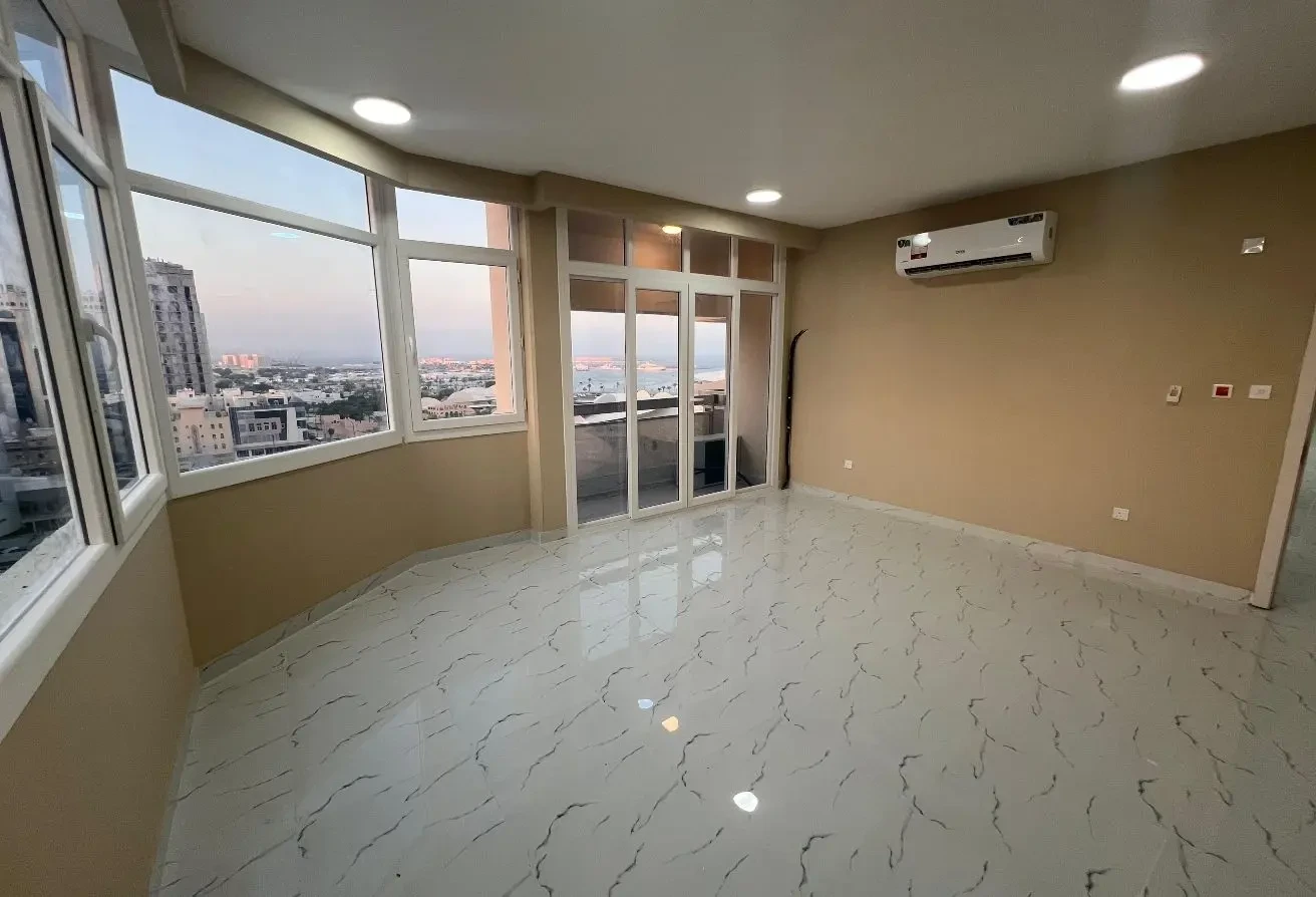 Last Spacious 2 BHK UF Near Qatar National Museum - Apartment in Salata