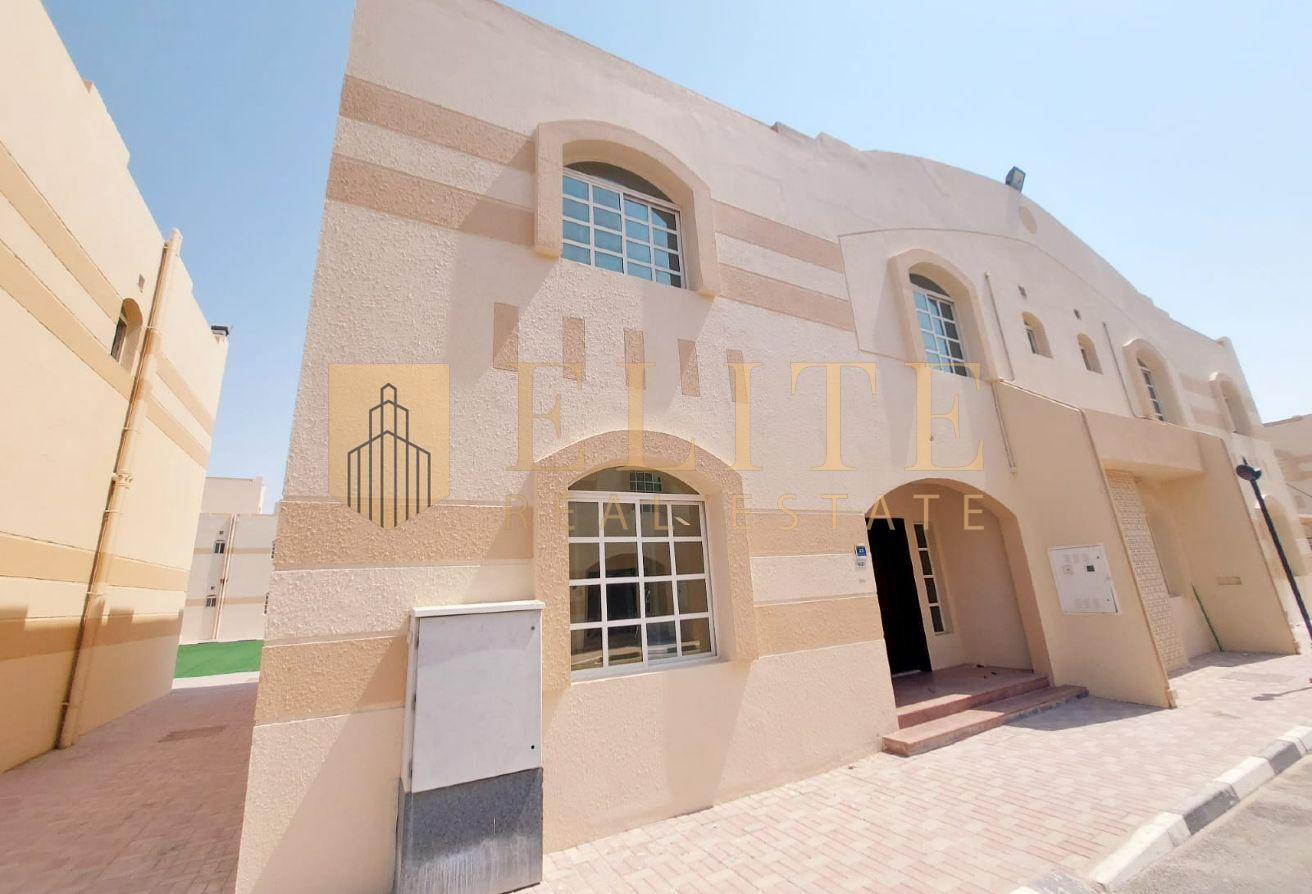 Affordable 5 BR I Un Furnished I Ain Khalid Area - Villa in Ain Khaled