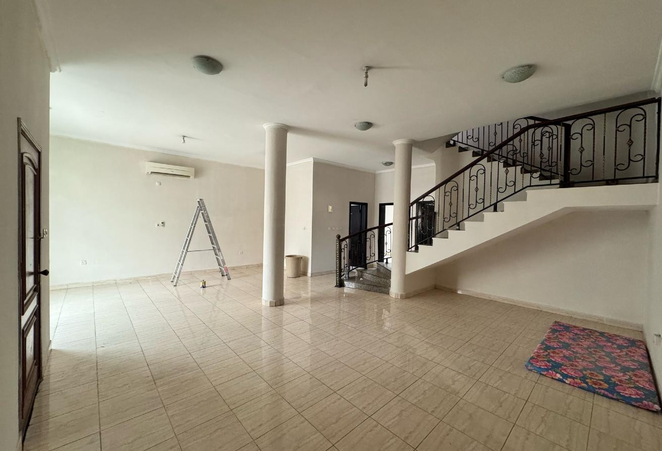 Compound Villa| 05 Bedrooms| Aziziya - Compound Villa in Al Azizia Street