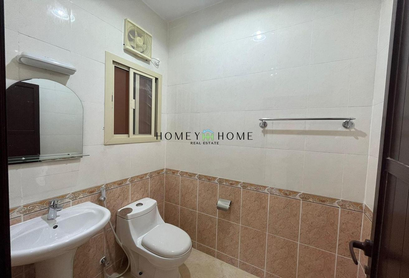 Luxury 3bedrooms apartment for rent in Al Mansoura - Apartment in Thabit Bin Zaid Street