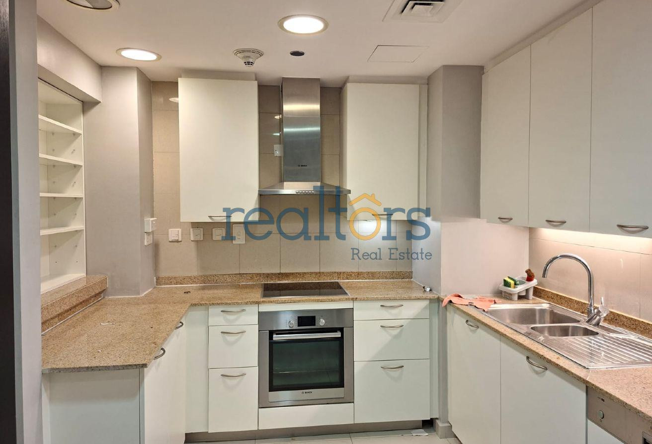 Rare waterfront 2 bedroom townhouse. 1 month free - Apartment in Tower 29
