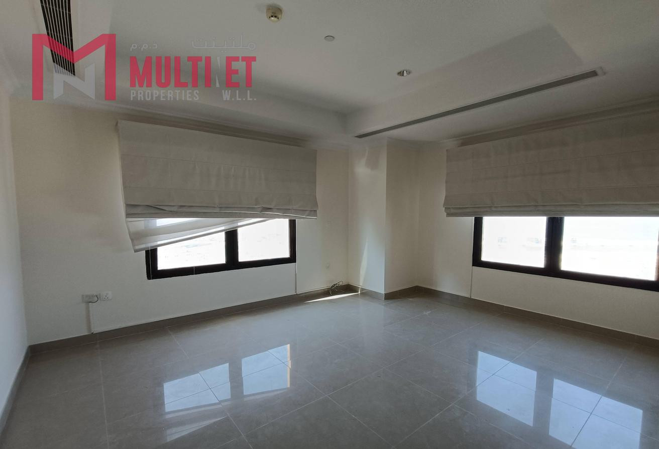 Elegant 2 BHK SF Apt | Luxury Living in the Pearl - Apartment in East Porto Drive