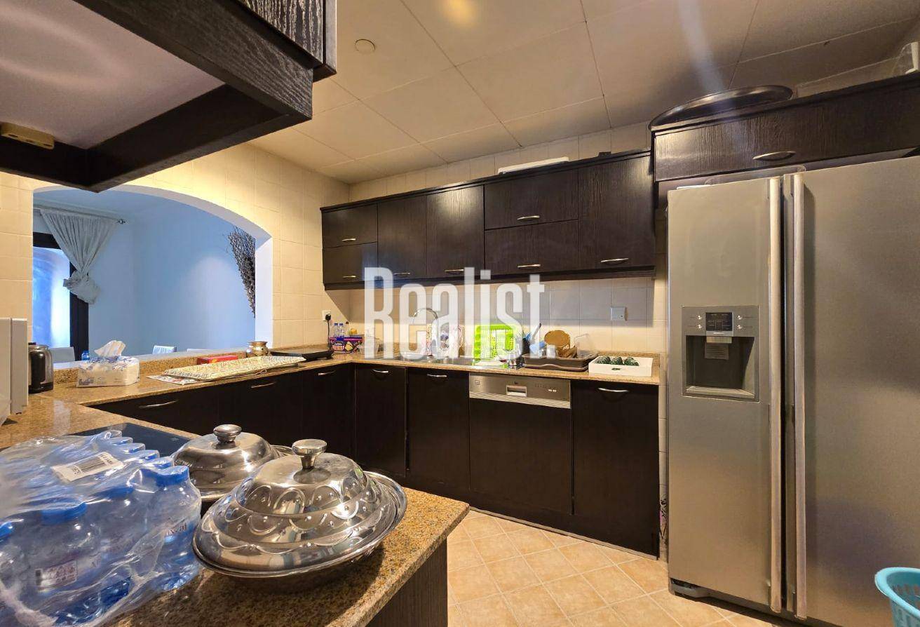 BALCONY | 2 BDR FULLY/SEMI FURNISHED AVAILABLE - Apartment in East Porto Drive