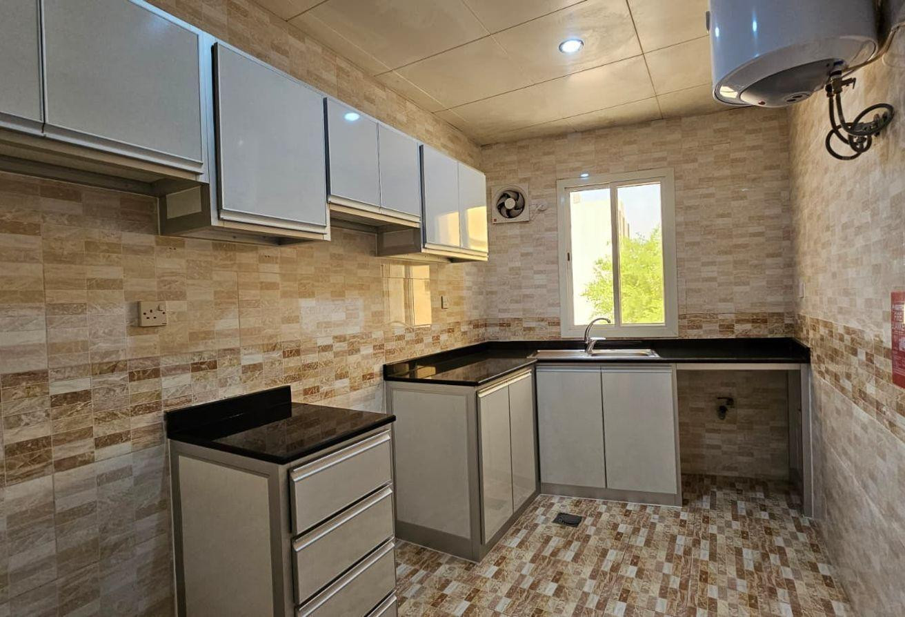 Spacious 2-Bedroom Apartment in Al Sadd with City - Apartment in Al Sadd Road