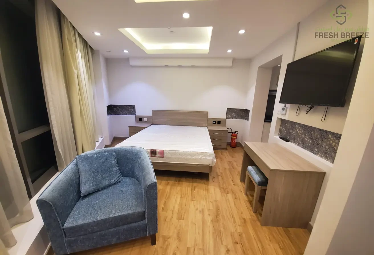 Luxury 1BHK Studio Fully Furnished in Al Nasr - Apartment in Al Nasr Street