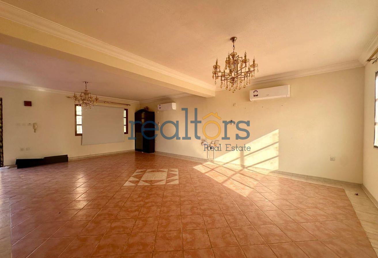 5BR | 2M Free | Football & Gym | 14M Term