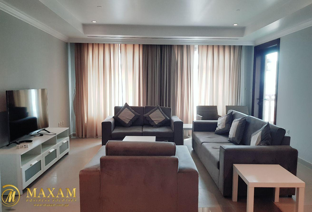 Master Bedroom Specious Flat PA Town House - Apartment in Porto Arabia