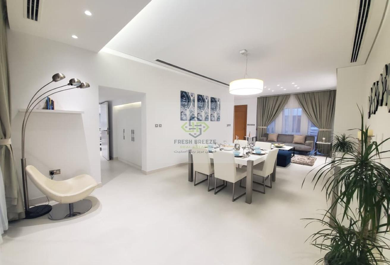 Elegant Villa with multiple Amenites in Al Aziziya - Villa in Oriental Village Compound