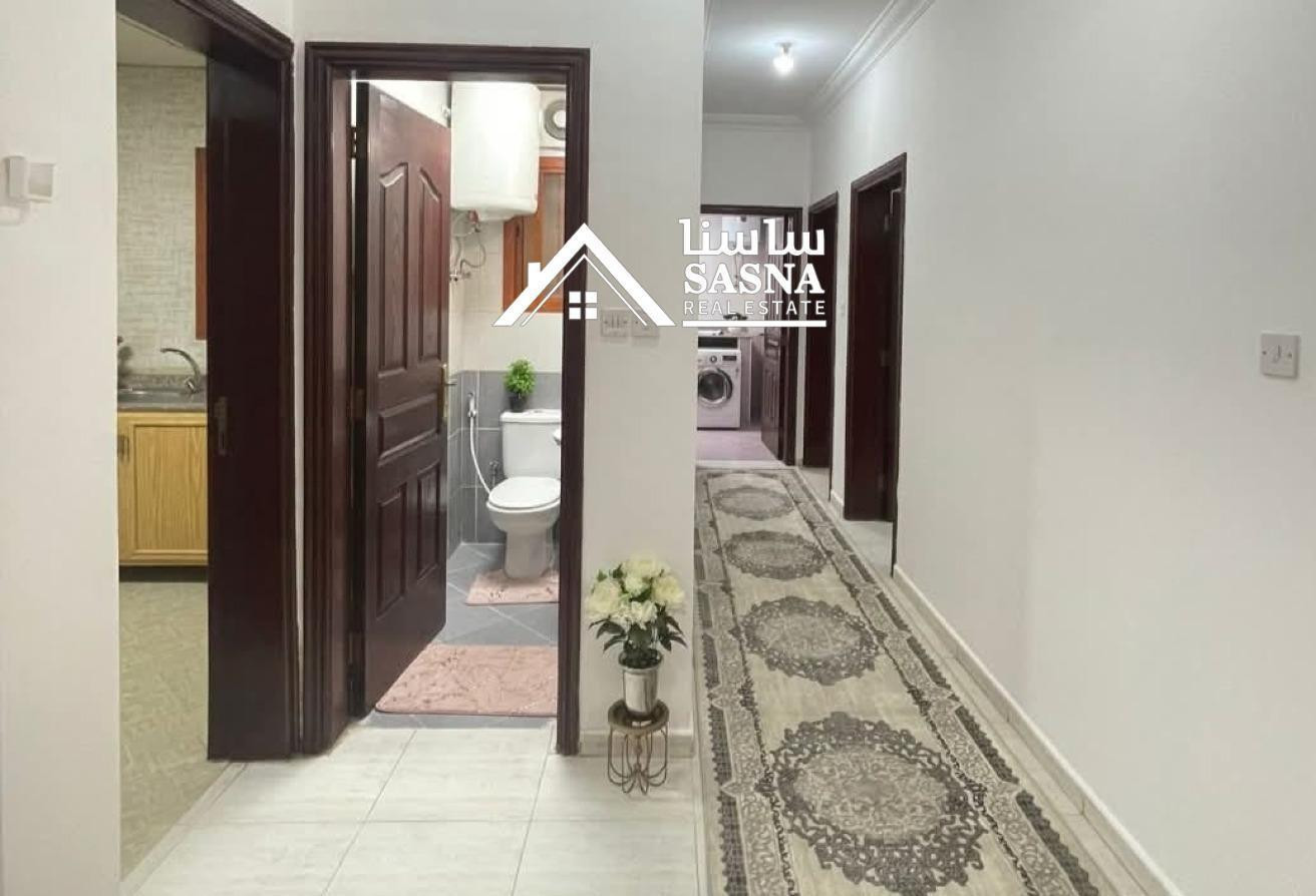 Fully Renovated Apartment Near Shops, City View