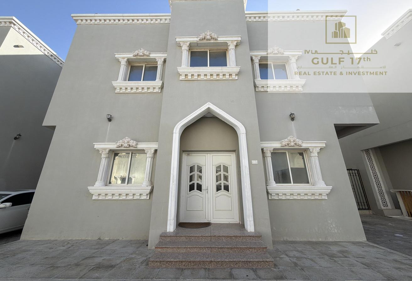 FREEHOLD VILLAS FOR SALE IN UM AL AMAD COMPLEX