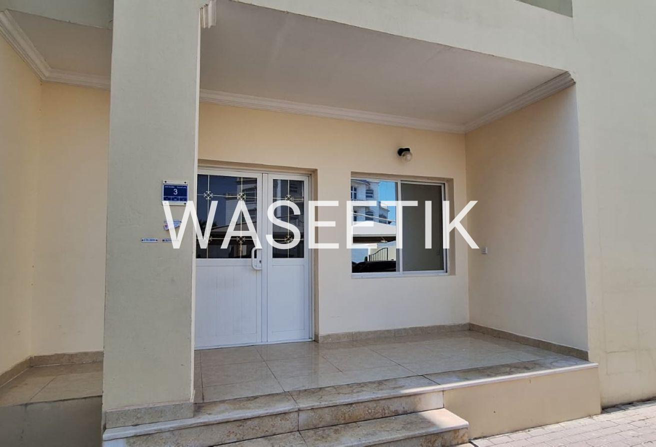 Villa 6bhk inside a nice Compound in Umm Al Amad - Villa in Q City Compound