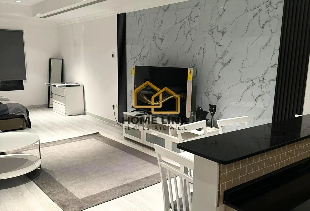 Studio Fully Furnished Apartment in Porto Arabia - Apartment in One Porto Arabia