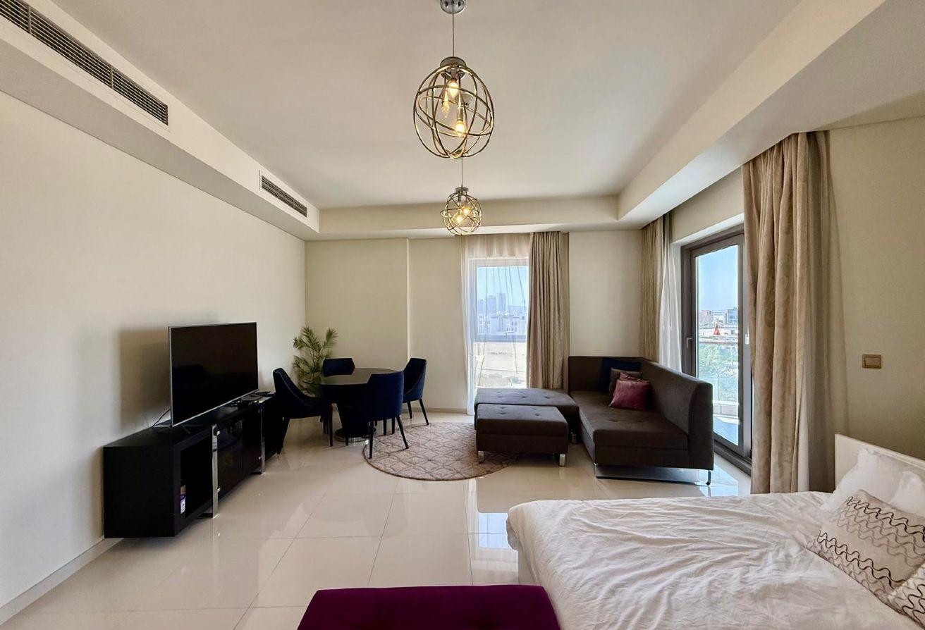 CLEAN AND COSY ONE BEDROOM / BALCONY - Apartment in Burj DAMAC Waterfront