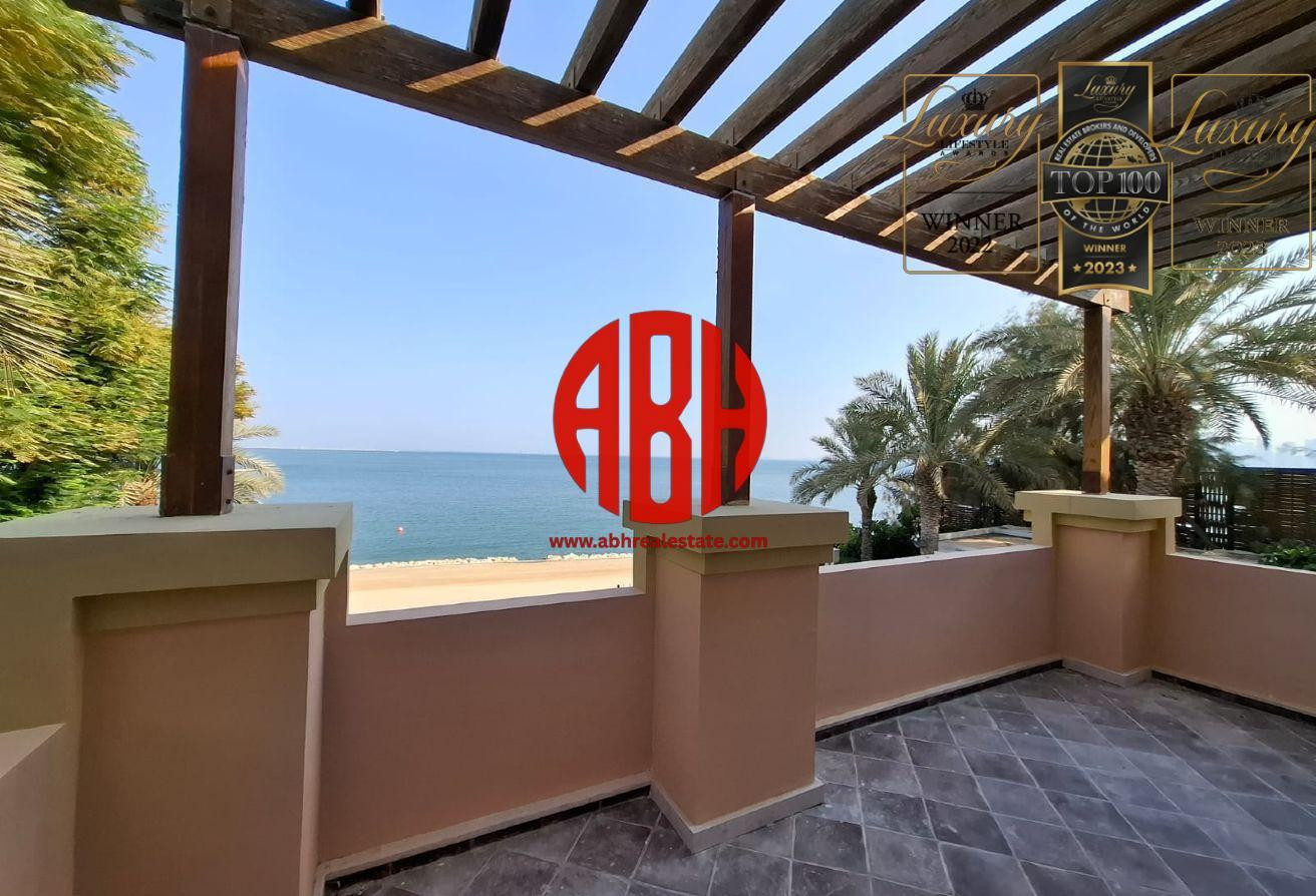 LUXURY BEACHFRONT VILLA | 4BR +MAID | PRIVATE POOL - Villa in The Pearl