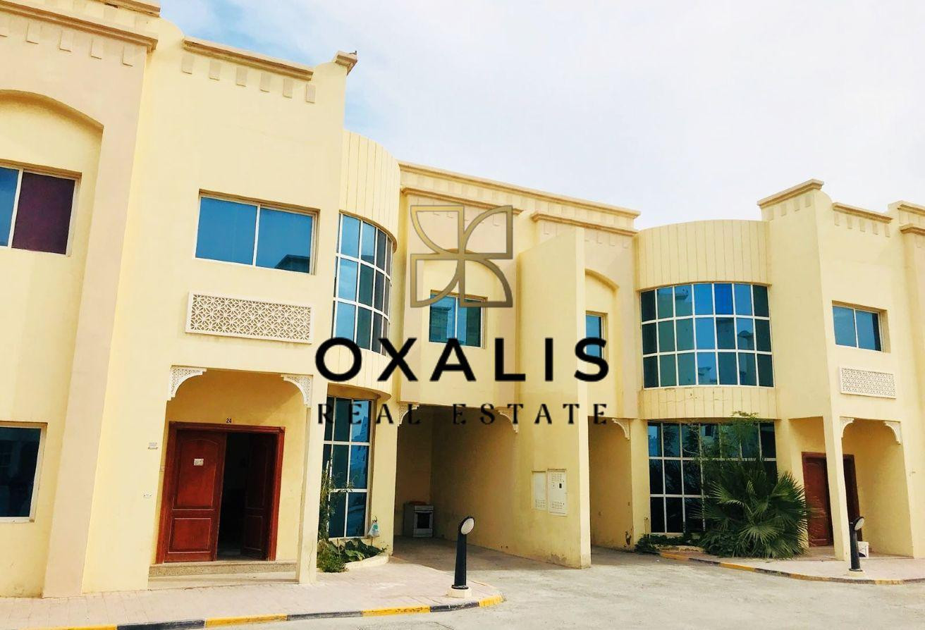 IMPRESSIVE 6 BHK VILLA UNFURNISHED | POOL | GYM - Villa in Al Wakra
