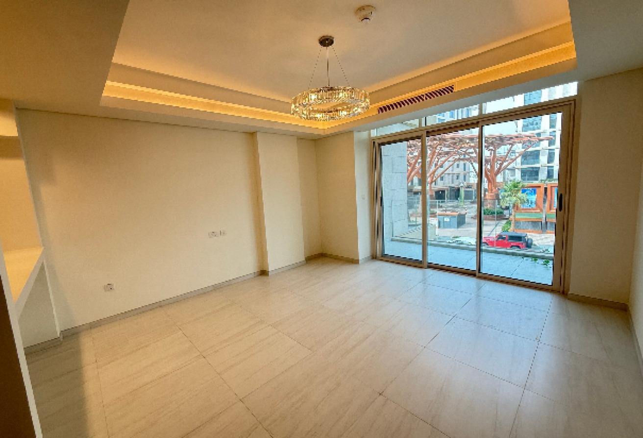 Fresh new 1br | SF | balcony | for sale - Apartment in Gewan Island