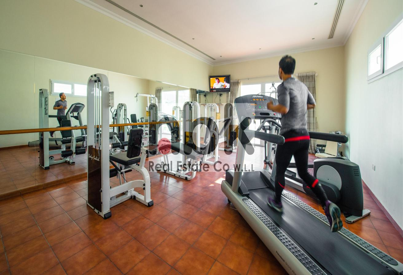 3 bedroom villa in a compound No Commission - Compound Villa in Al Nasr Street