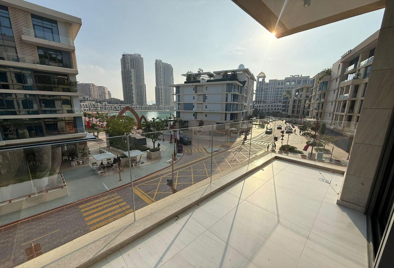 Luxury Furnished 1BHK w/Balcony in Gewan Island|9K