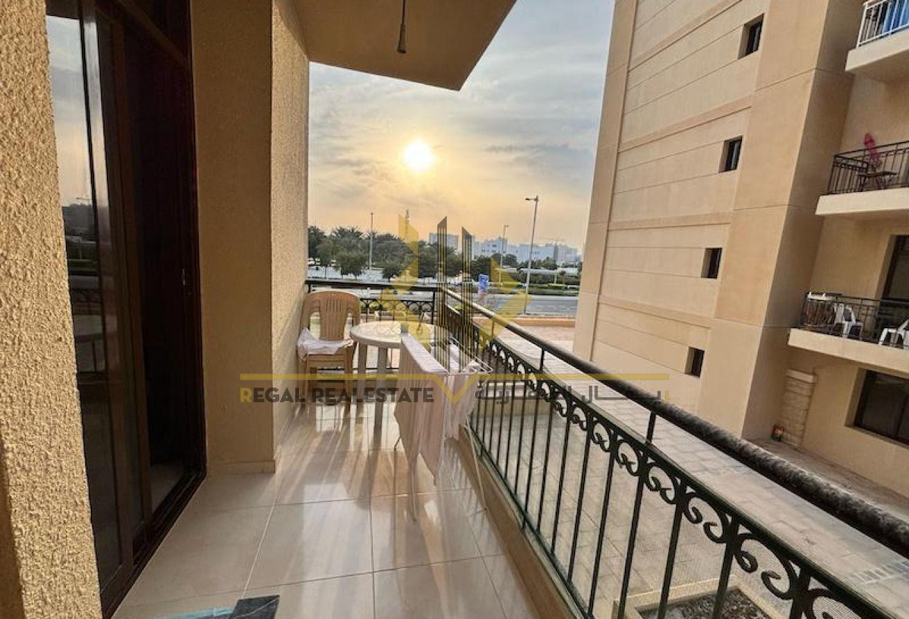 Fully Furnished Studio with balcony in Fox Hills - Studio Apartment in Fox Hills