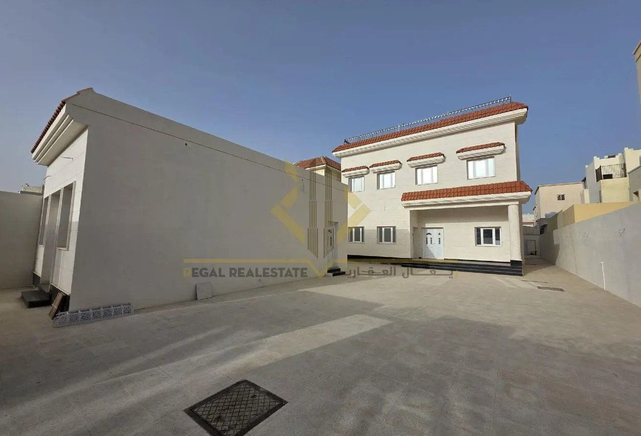 PREMIUM VILLA 5 BEDROOMS |ROYAL LOCATION |SEA|POOL
