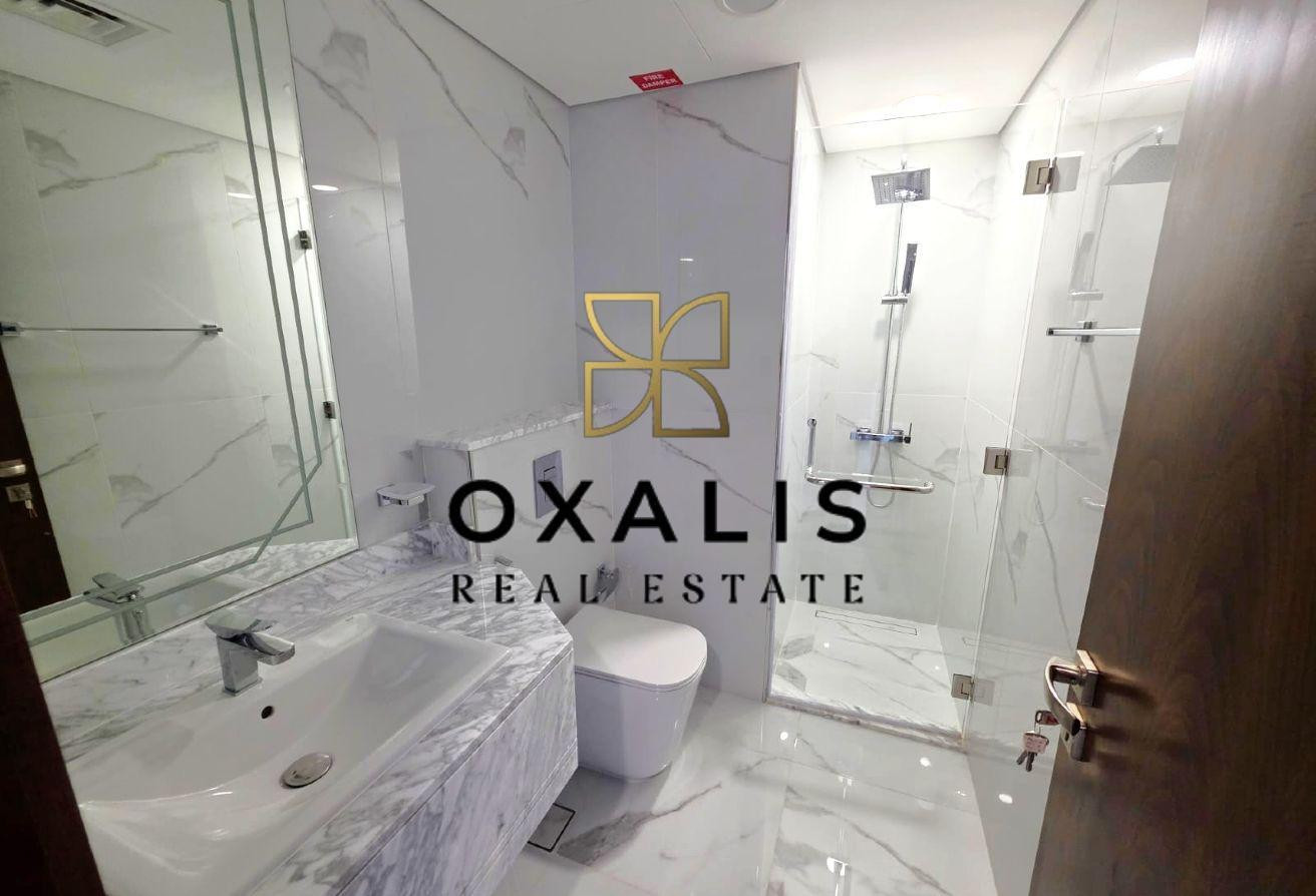 BRIGHT AND SPACIOUS 2 BHK + MAIDS ROOM | BALCONY - Apartment in Piazza 3