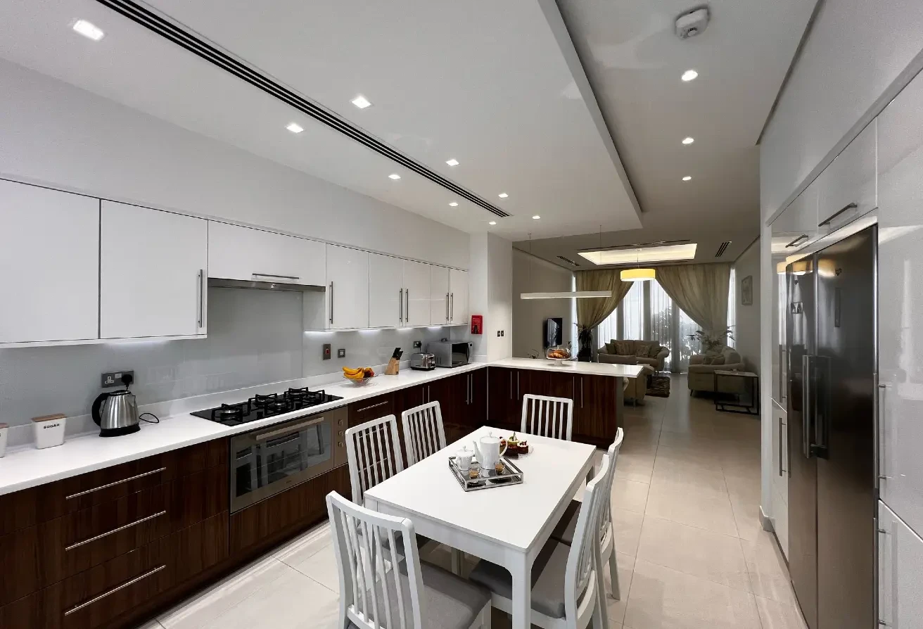 SEMI FURNISHED 5 BEDROOM VILLA IN COMPOUND - Villa in Al Waab