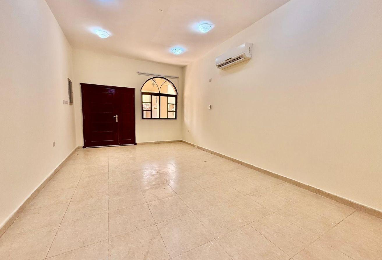 SPACIOUS COMPOUND VILLA | 5BEDROOMS + MAIDS - Villa in Al Sakhama