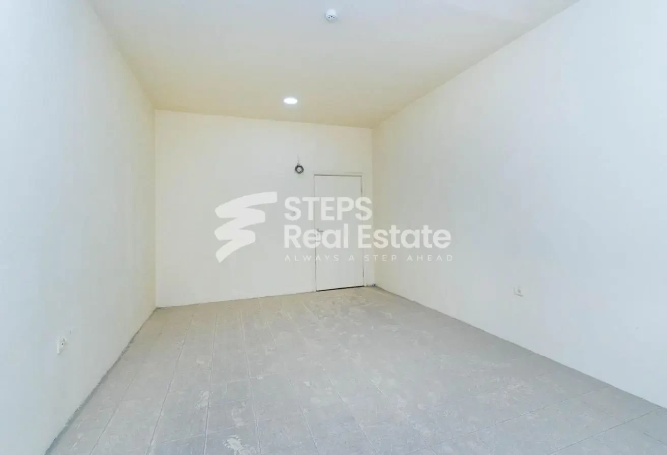 32 Rooms in Industrial Area | Sewage Connected - Labor Camp in Industrial Area