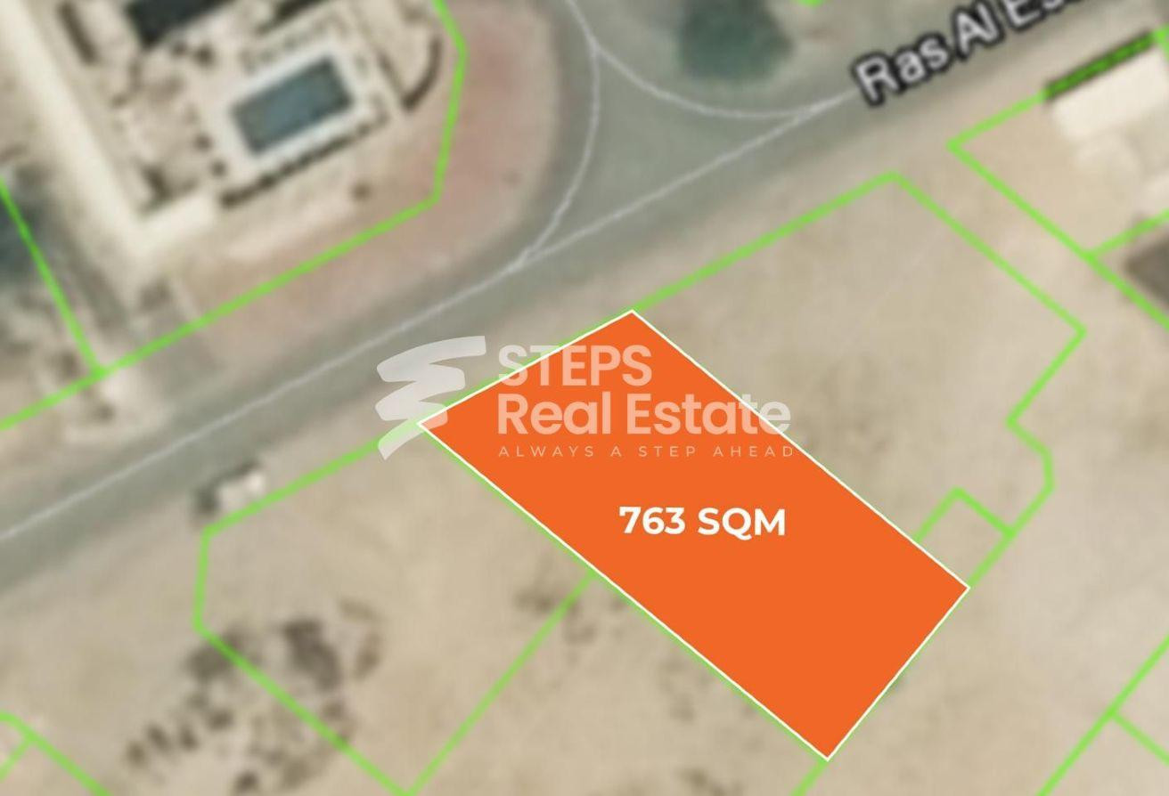Buildable Land for Residential Use in Al Wakrah - Labor Camp in Al Wakair