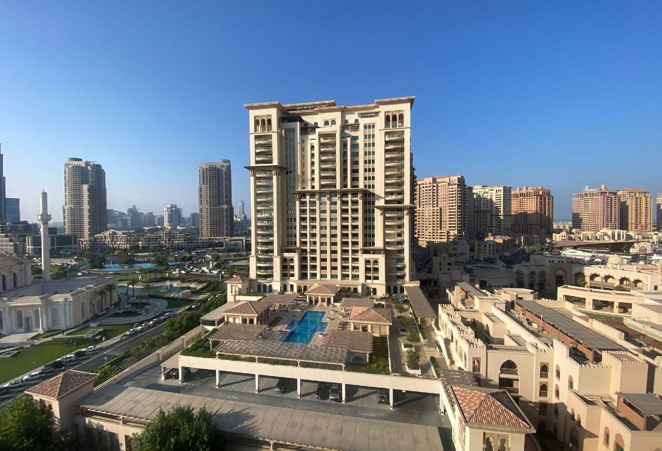 FOR SALE. 1 BEDROOM-F/F-WITH TITLE DEEDS