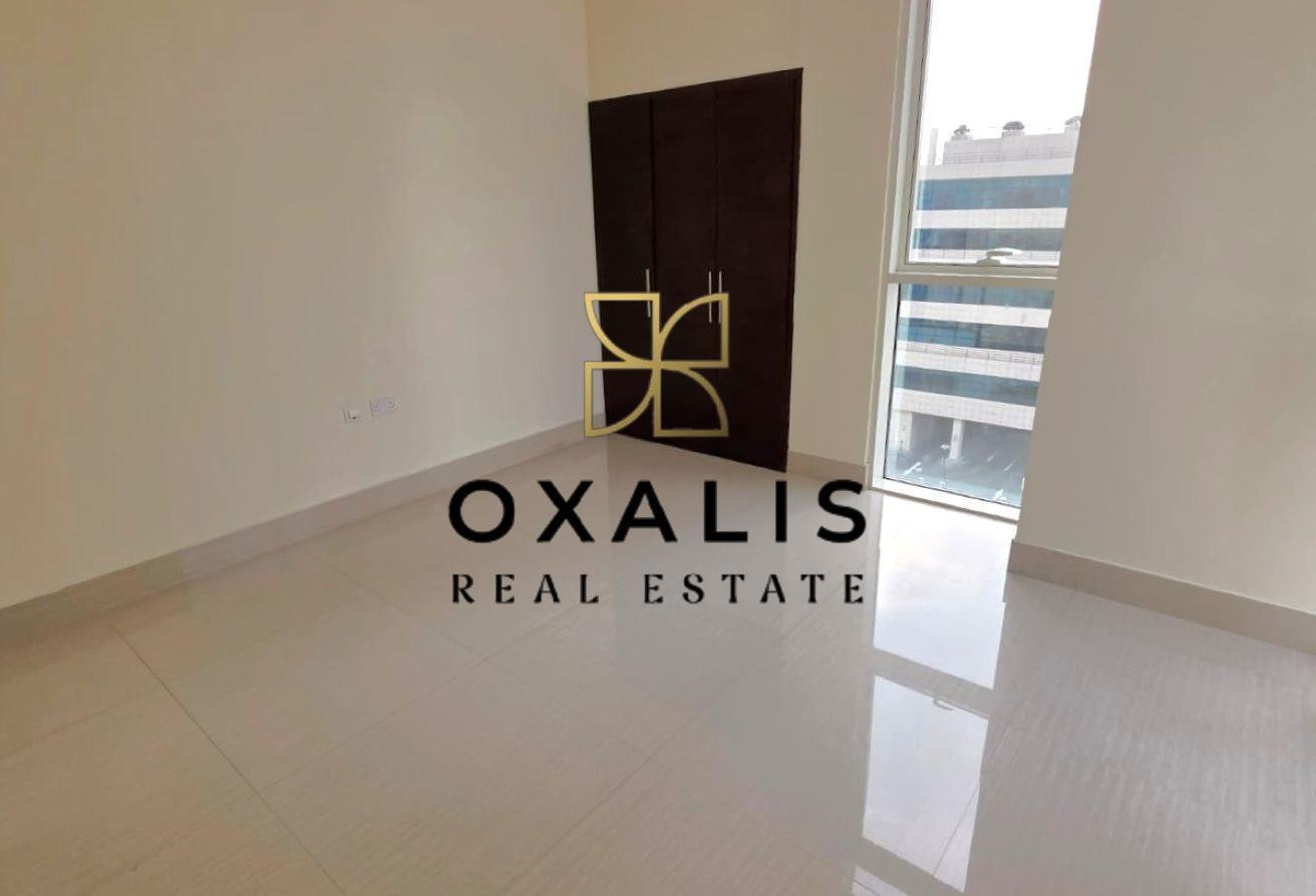 BILLS INCLUDED | SEMI FURNISHED 2 BHK WITH BALCONY - Apartment in Marina Tower 02