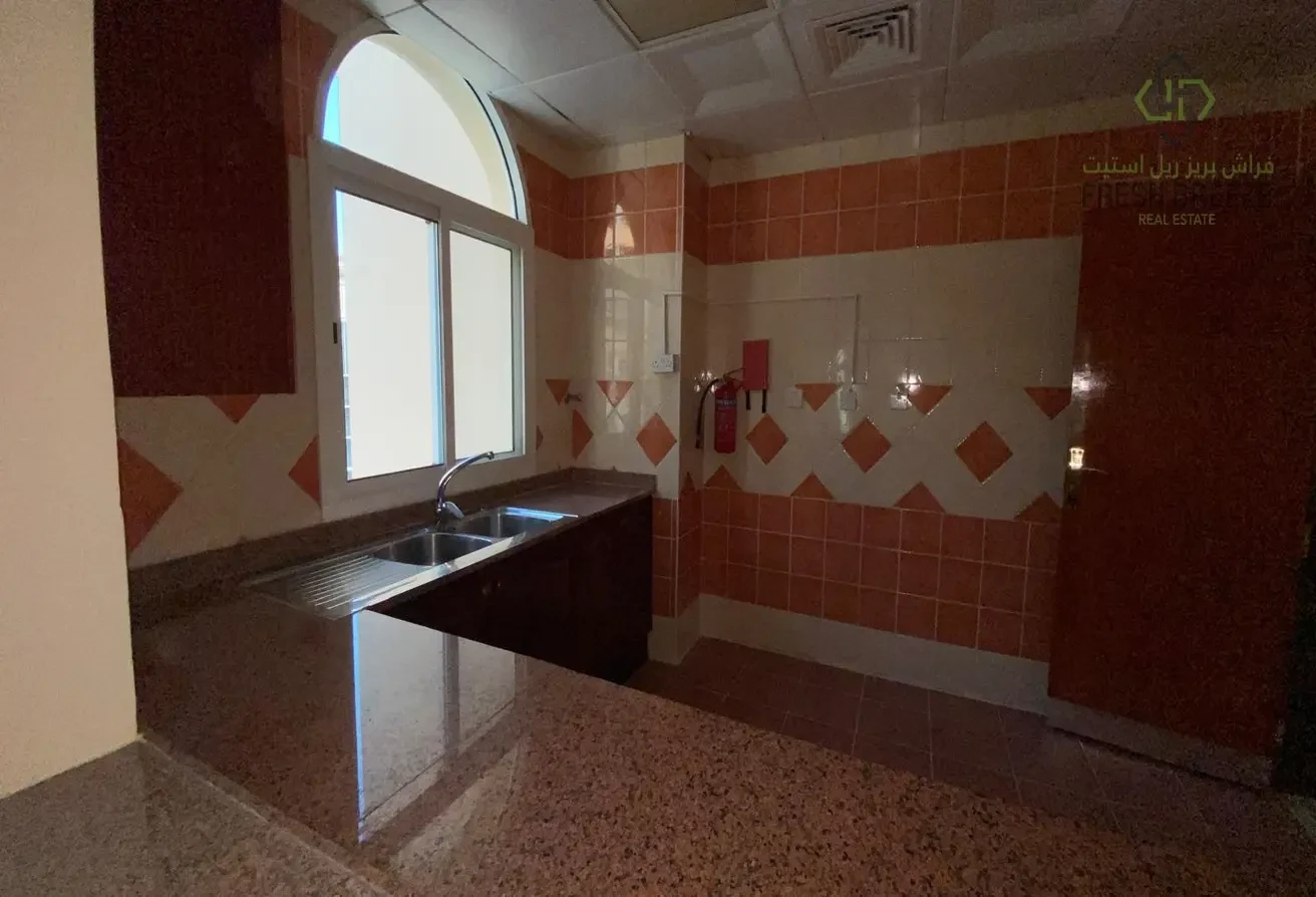 2BR Un-Furnished Apartment Located In Najma - Apartment in Najma Street