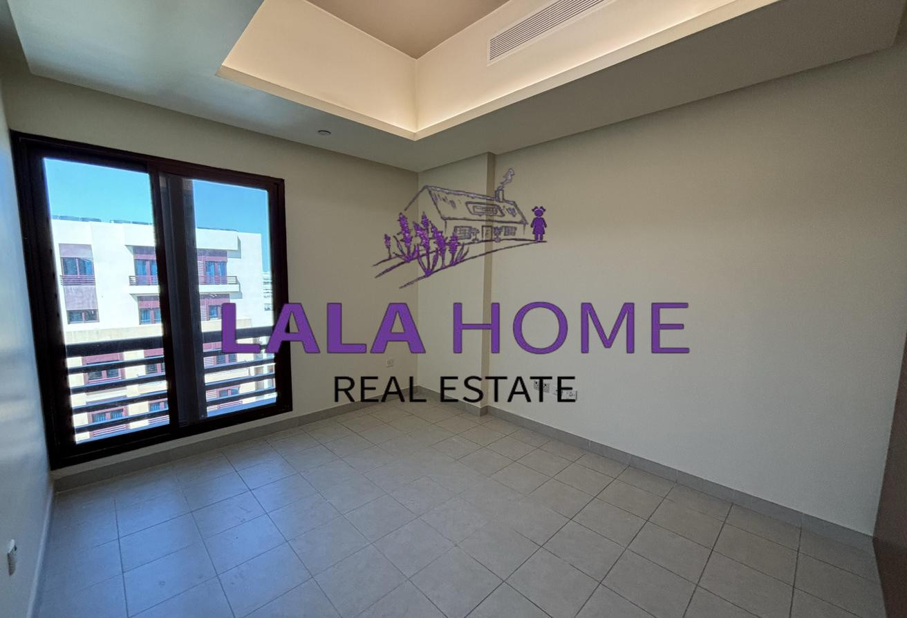 Modern 2br| SF | french balcony |including AC