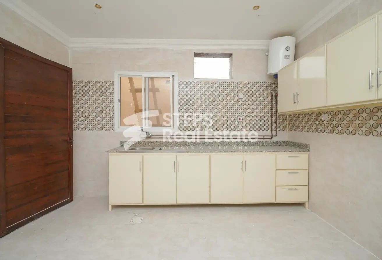 Spacious 7BHK Villa for Sale in Al Thumama - Villa in Al Hadara Street