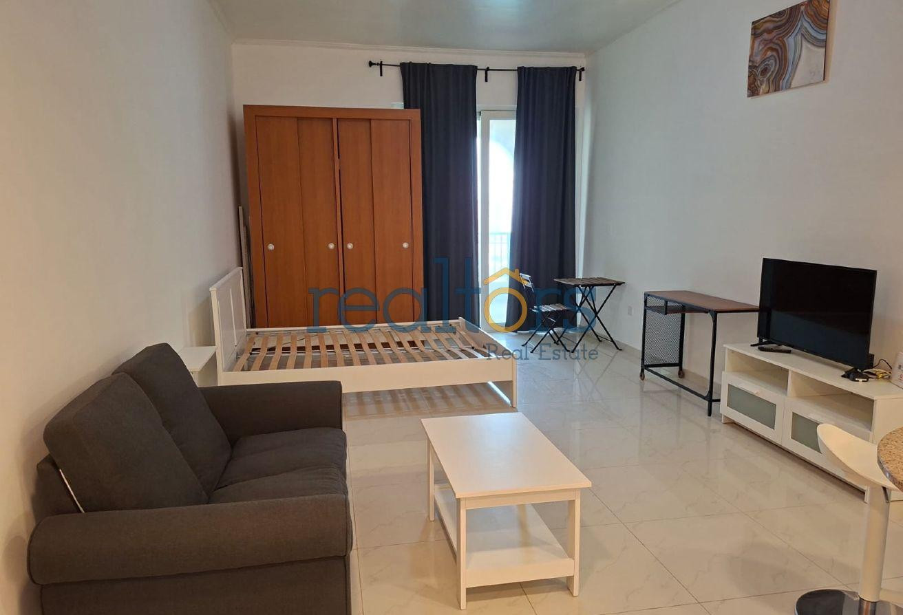 Awesome sea view. Furnished studio. 1 month free - Studio Apartment in Tower 29